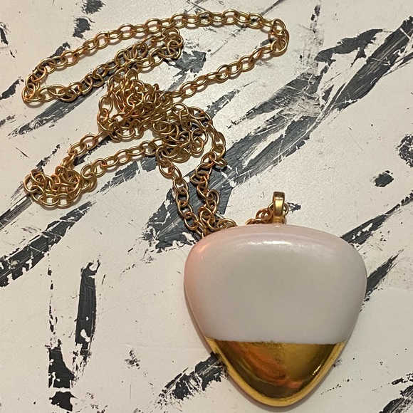 Porcelain and Stone Jewelry - Porcelain and Stone Pebble Necklace NEW